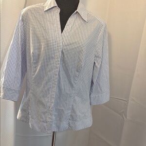 Riders by Lee Easy Care Women’s Blue and white Checkered Shirt. XL.